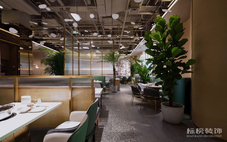 深圳店铺装修三成靠设计，七成在细节！